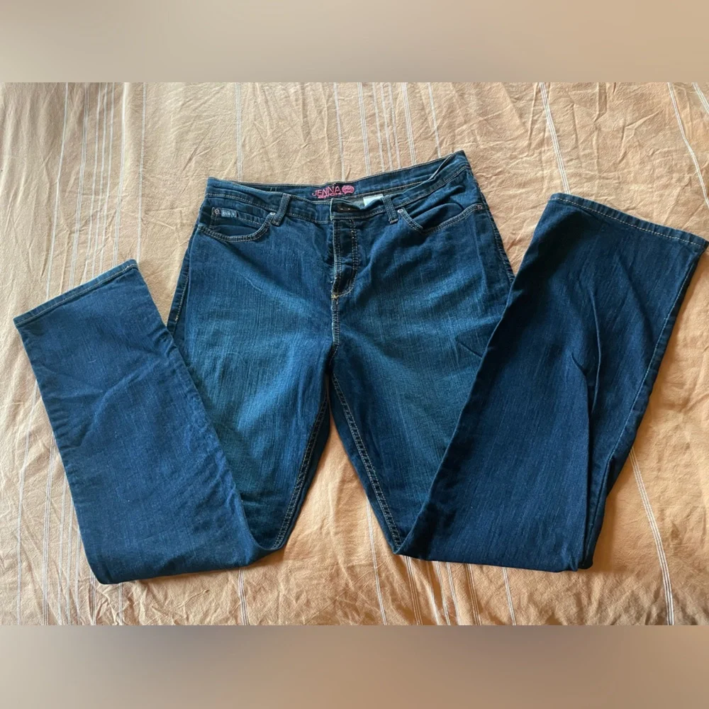 Women’s cinch jeans - Picture 2 of 2
